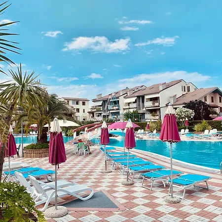 Platino - Jacuzzi Privata, Tre Piscine, Un Bar *