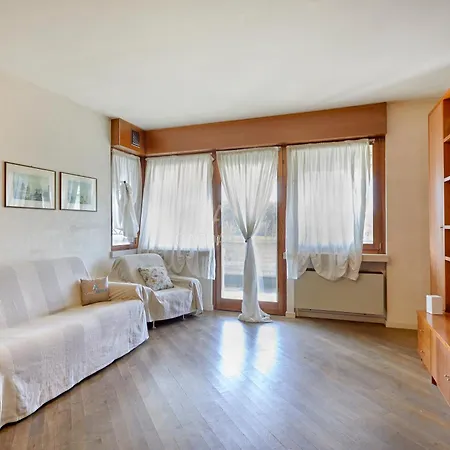 Apartment Platino - Jacuzzi Privata, Tre Piscine, Un Bar *
