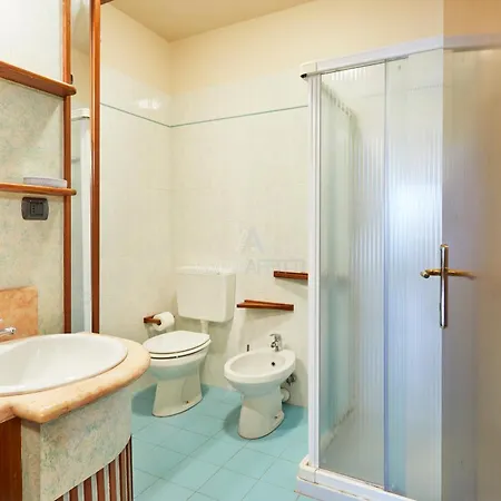 Platino - Jacuzzi Privata, Tre Piscine, Un Bar